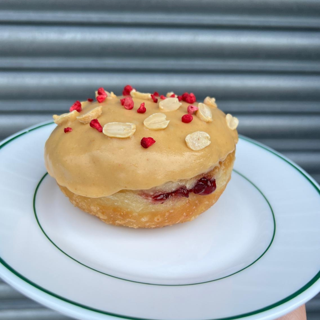 Peanut Butter Jam Doughnut VG
